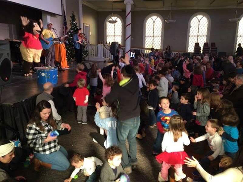 The Bossy Frog Band's HAPPY NEW YEAR Concert plus Musical Instrument Petting Zoo